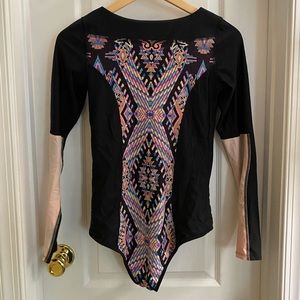 Body glove surf suit long sleeve swimsuit gently used size Unknown